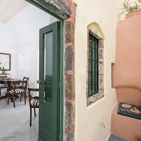 Erofili House Fira (Santorini)